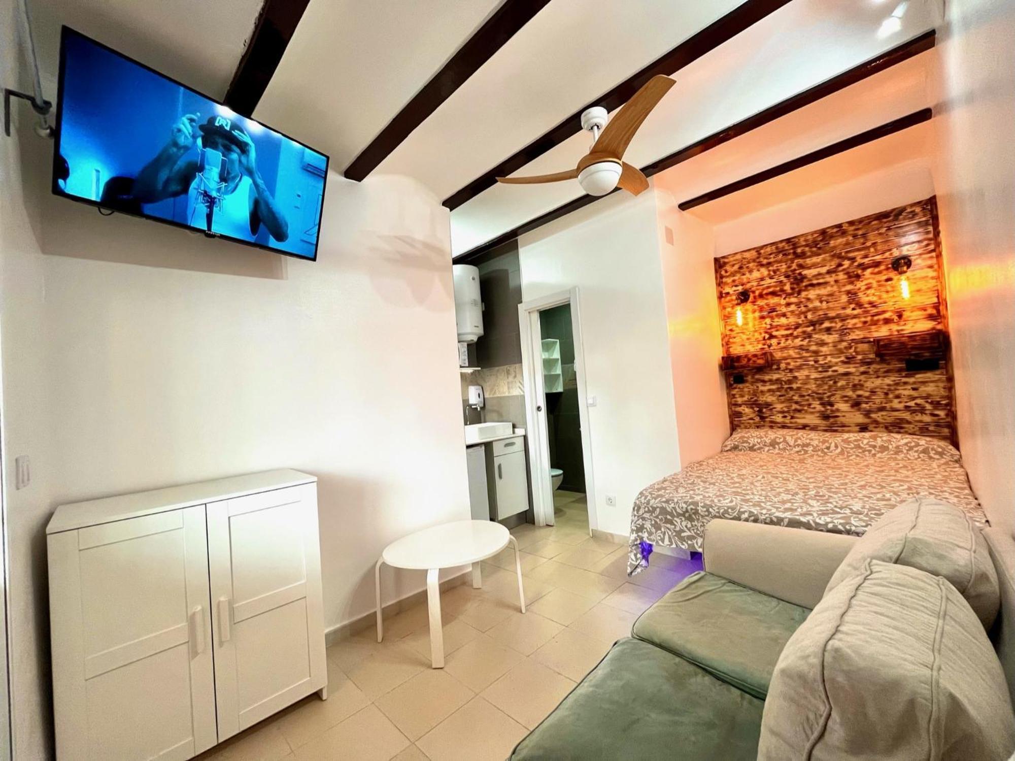 Nuevos Apartamentos Frente Al Mar Y A La Playa กาสเตย์เดเฟลส์ ภายนอก รูปภาพ
