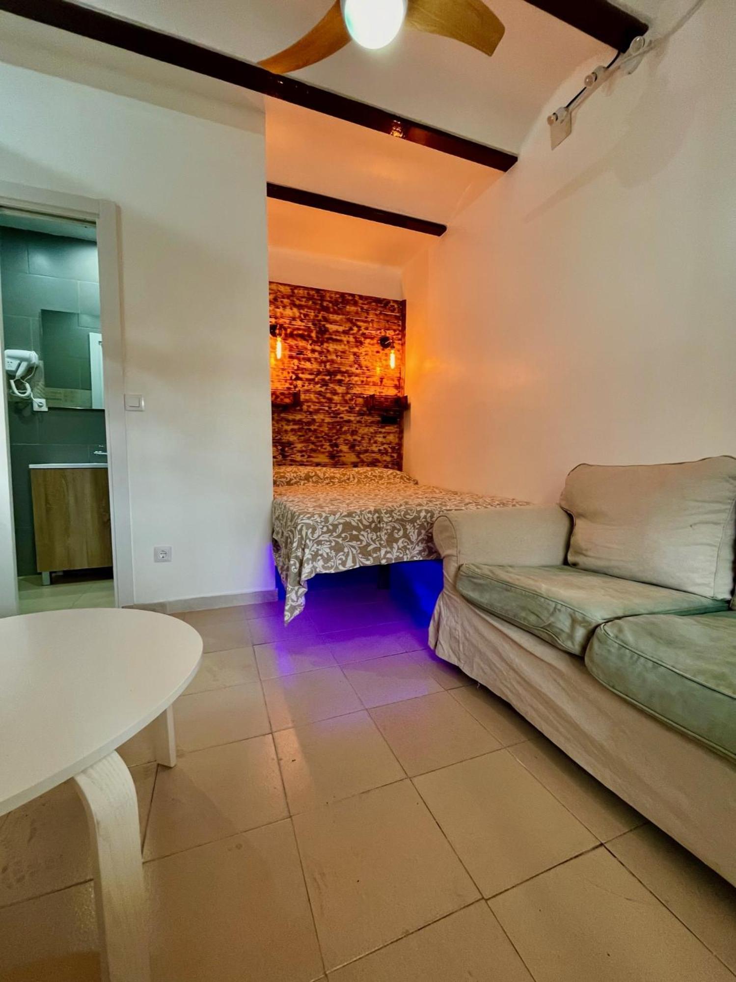 Nuevos Apartamentos Frente Al Mar Y A La Playa กาสเตย์เดเฟลส์ ภายนอก รูปภาพ